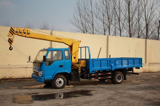 點(diǎn)擊查看詳細(xì)信息<br>標(biāo)題：國四5噸隨車吊 閱讀次數(shù)：3975