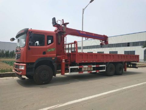 點(diǎn)擊查看詳細(xì)信息<br>標(biāo)題：12噸東風(fēng)隨車吊 閱讀次數(shù)：2220