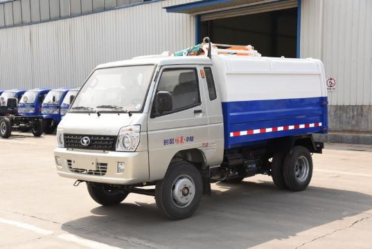 點(diǎn)擊查看詳細(xì)信息<br>標(biāo)題：4.5方汽油垃圾車 閱讀次數(shù)：2360