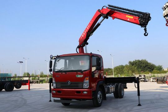 點(diǎn)擊查看詳細(xì)信息<br>標(biāo)題：6.3噸折臂吊 閱讀次數(shù)：3138