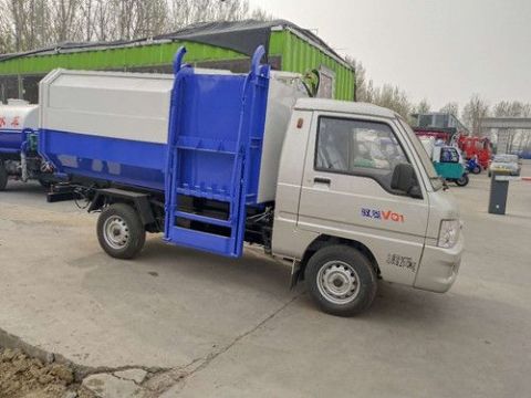 點(diǎn)擊查看詳細(xì)信息<br>標(biāo)題：3.5方汽油版福田馭菱垃圾車 閱讀次數(shù)：3563