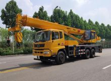 點擊查看詳細信息<br>標題：25噸汽車吊 閱讀次數(shù)：3749